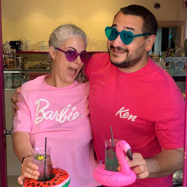 Aperitivo Cena a tema barbie Modena